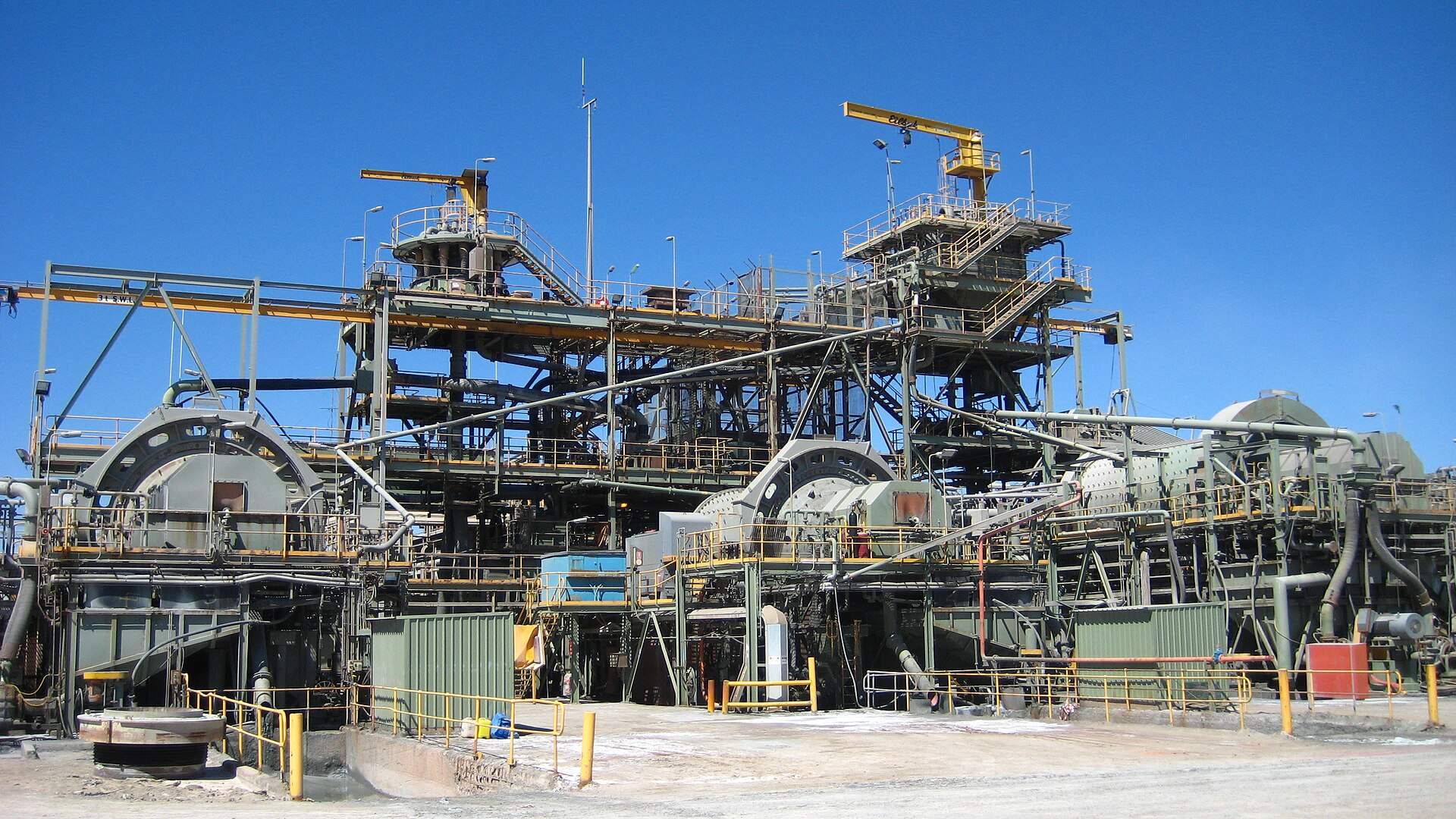 Mills, steel structures and walkways at the Sunrise Dam gold processing plant, WA
